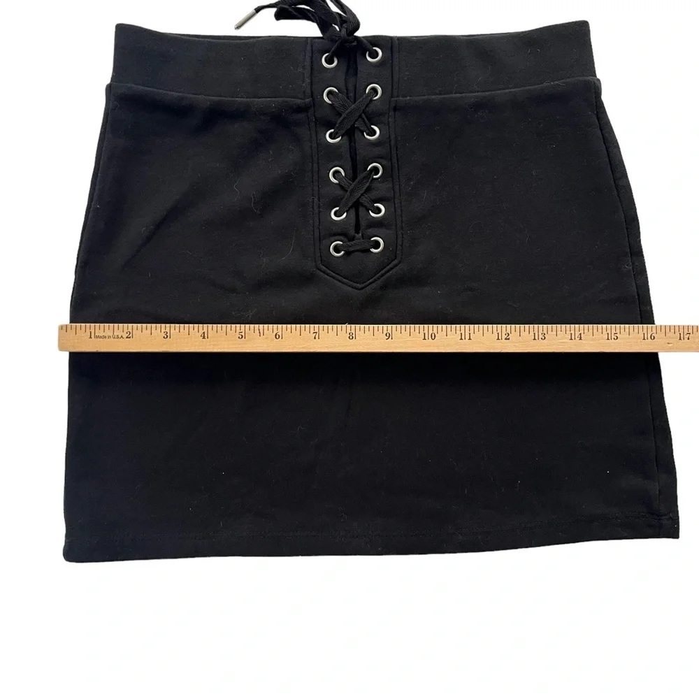 Forever 21 Womens Small Black Knit Crisscross Detail Cotton-Polyester Mini Skirt